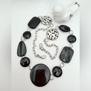 LUCITE ABSTRACT NECKLACE